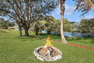 117 SW Glenwood Dr, Port Saint Lucie, FL 34984 - Photo 32