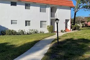 2600 SE Ocean Blvd SE, Stuart, FL 34996 - Photo 14