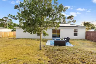 417 SE Seahouse Dr, Port Saint Lucie, FL 34983 - Photo 30