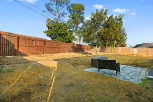 417 SE Seahouse Dr, Port Saint Lucie, FL 34983 - Photo 28