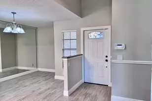 5096 Arbor Glen Cir, Lake Worth, FL 33463 - Photo 4