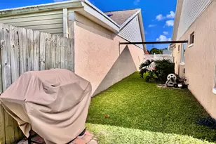 5096 Arbor Glen Cir, Lake Worth, FL 33463 - Photo 38