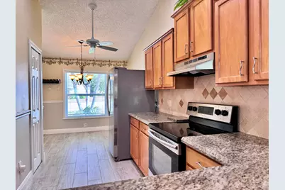 5096 Arbor Glen Circle, Lake Worth, FL 33463 - Photo 8