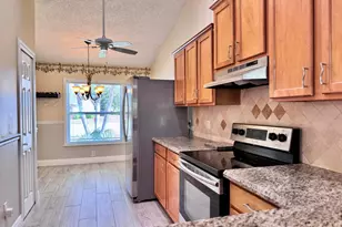 5096 Arbor Glen Cir, Lake Worth, FL 33463 - Photo 8