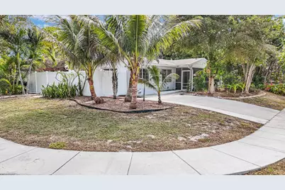 702 Sunset Drive, Lake Worth Beach, FL 33461 - Photo 2