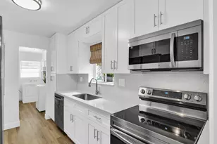 702 Sunset Dr, Lake Worth Beach, FL 33461 - Photo 14