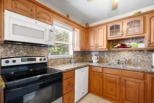 545 Flagler Blvd, West Palm Beach, FL 33403 - Photo 8