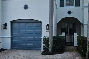 179 Las Brisas Cir, Hypoluxo, FL 33462 - Photo 2