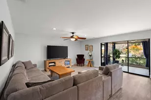 2033 SE Allamanda Dr, Port Saint Lucie, FL 34952 - Photo 8