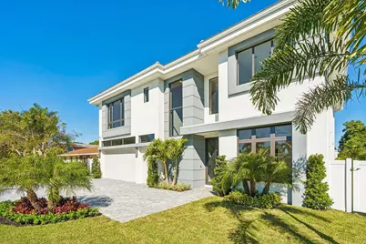 261 NW 8th Street, Boca Raton, FL 33432 - Photo 2