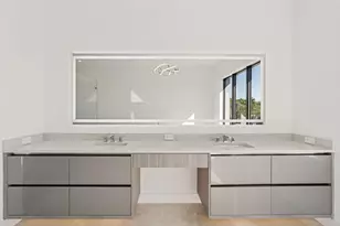 261 NW 8th St, Boca Raton, FL 33432 - Photo 20