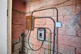 13685 NW 3rd Ave, Miami, FL 33168 - Photo 38