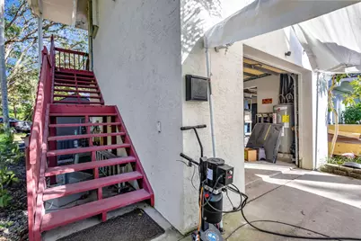 550 Skylake Drive, West Palm Beach, FL 33415 - Photo 32