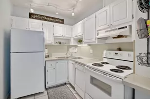 2424 SE 17th St, Fort Lauderdale, FL 33316 - Photo 8
