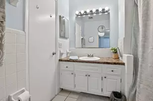 2424 SE 17th St, Fort Lauderdale, FL 33316 - Photo 6