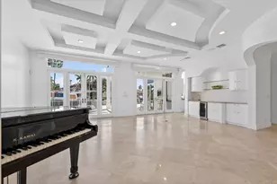 724 NE 36th St, Boca Raton, FL 33431 - Photo 12