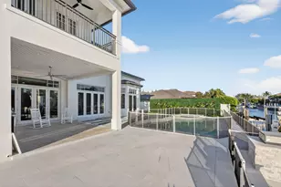 724 NE 36th St, Boca Raton, FL 33431 - Photo 74