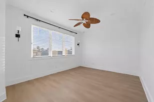 724 NE 36th St, Boca Raton, FL 33431 - Photo 52