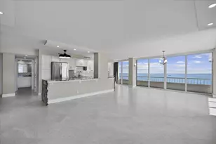 5540 N Ocean Dr, Singer Island, FL 33404 - Photo 2
