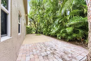 340 Hammocks Trail, Greenacres, FL 33413 - Photo 24