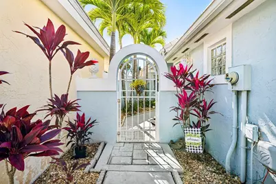 9112 Baybury Lane, West Palm Beach, FL 33411 - Photo 2