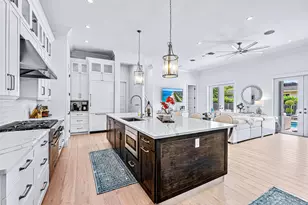 2500 Estates Dr, Palm Beach Gardens, FL 33410 - Photo 2