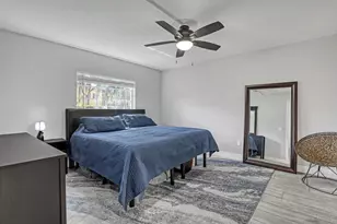 204 Palm Beach Trace Dr, Royal Palm Beach, FL 33411 - Photo 20