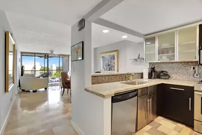 4 Royal Palm Way #6020, Boca Raton, FL 33432 - Photo 8