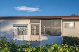 2835 Crosley Dr E, West Palm Beach, FL 33415 - Photo 20