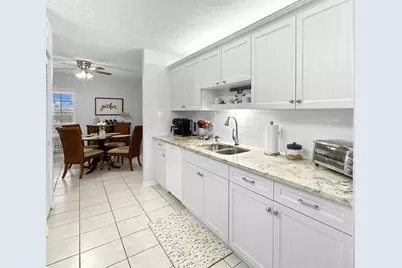 720 Lake Orchid Circle #102, Vero Beach, FL 32962 - Photo 8