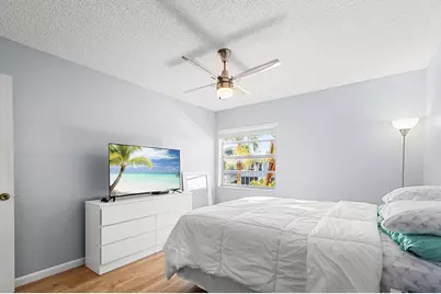 605 Flanders M, Delray Beach, FL 33484 - Photo 16