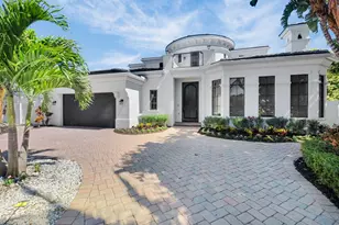 22175 Larkspur Trail, Boca Raton, FL 33433 - Photo 2