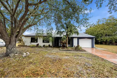 2080 SE Triumph Road, Port Saint Lucie, FL 34952 - Photo 2