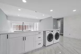 708 NE 23rd Ave, Pompano Beach, FL 33062 - Photo 6