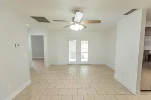 382 NE Genesee Ave, Port Saint Lucie, FL 34983 - Photo 8