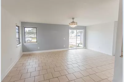 382 NE Genesee Avenue, Port Saint Lucie, FL 34983 - Photo 6