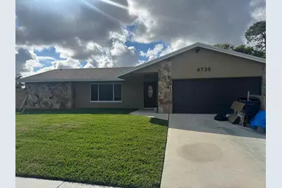 4735 Blue Pine Circle, Lake Worth, FL 33463 - Photo 2