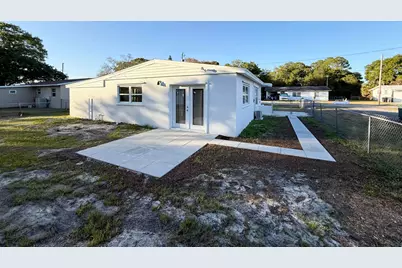 5045 Garner Street #B, Fort Pierce, FL 34981 - Photo 10