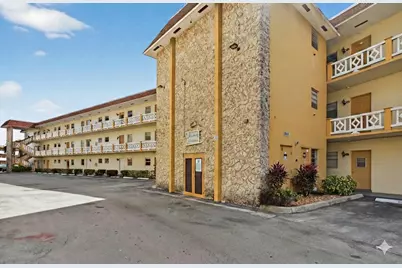 5111 W Oakland Park Boulevard #105, Lauderdale Lakes, FL 33313 - Photo 18