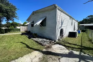 9301 SE 61st Dr, Okeechobee, FL 34974 - Photo 4