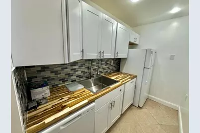 1201 Lake Victoria Drive #P, West Palm Beach, FL 33411 - Photo 4