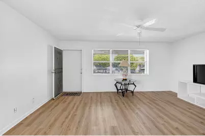 480 W Boynton Beach Boulevard #205, Boynton Beach, FL 33435 - Photo 8