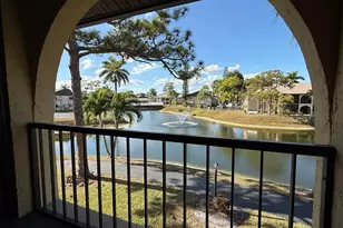 338 Pine Ridge Cir, Greenacres, FL 33463 - Photo 6