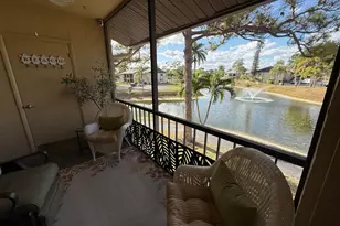 338 Pine Ridge Cir, Greenacres, FL 33463 - Photo 8