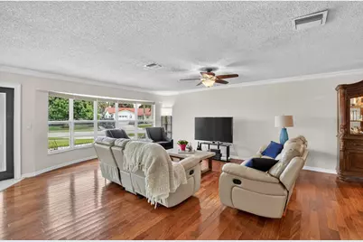 1311 SW 14th Avenue, Boca Raton, FL 33486 - Photo 12