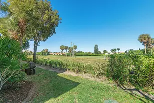 12498 Crystal Pointe Dr, Boynton Beach, FL 33437 - Photo 42