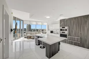 851 NE 1st Ave, Miami, FL 33132 - Photo 4