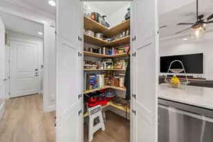 1901 Primrose Ln, Wellington, FL 33414 - Photo 8