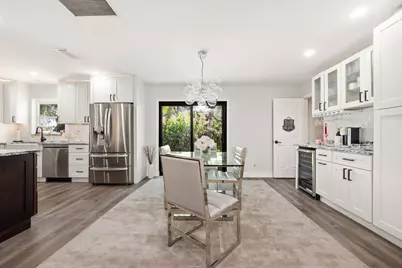 2831 SE Fairway W, Stuart, FL 34997 - Photo 6