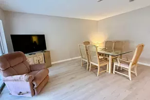 705 Lori Dr, Lake Worth Beach, FL 33461 - Photo 2